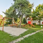 Zóna üdülő Panzió 3*