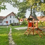 Zóna üdülő 3* Zamárdi