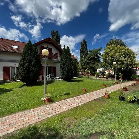Zoeld Zona Ueduelo Bed & Breakfast *