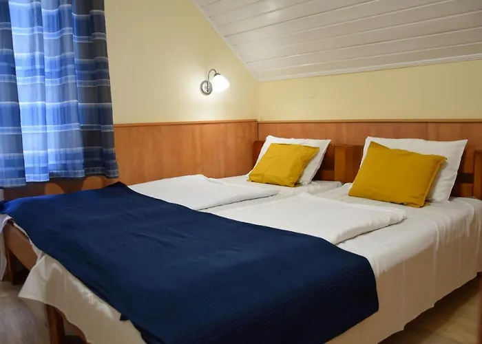 Zoeld Zona Ueduelo Bed & Breakfast 3*
